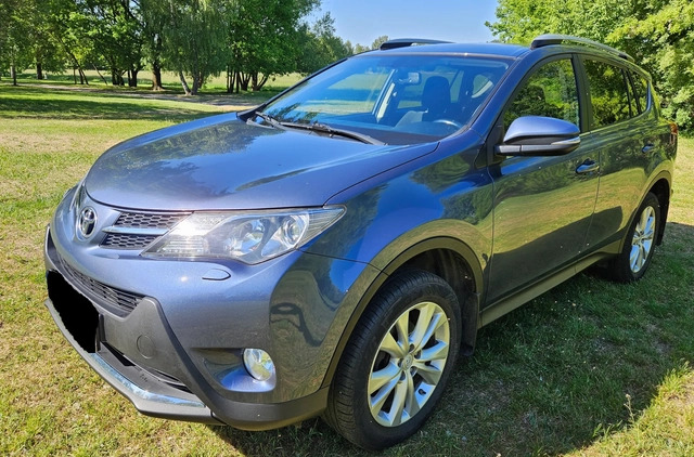 Toyota RAV4 cena 67900 przebieg: 163000, rok produkcji 2013 z Warszawa małe 211